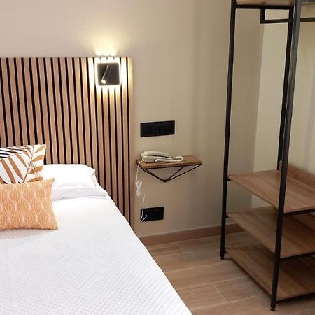Hostal Astoria Мадрид Экстерьер фото