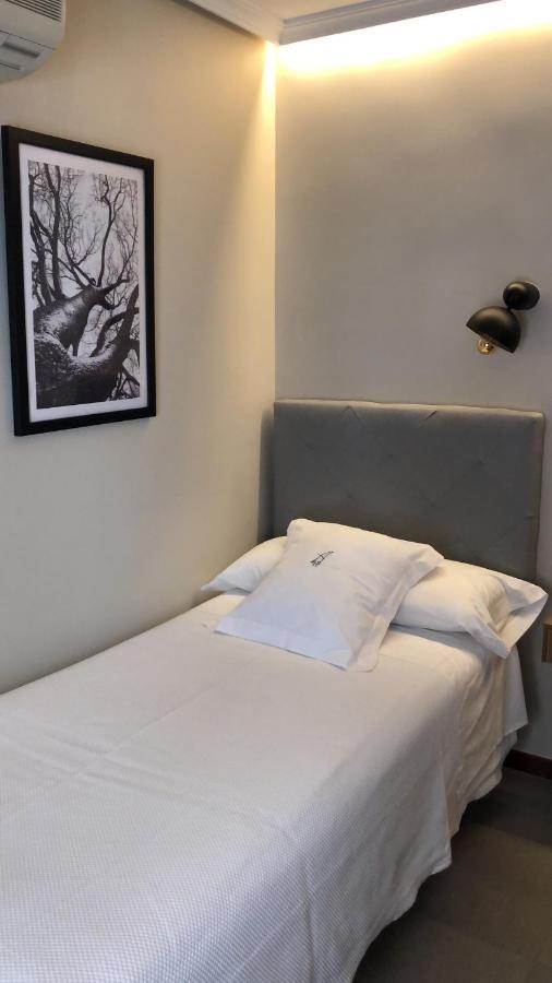 Hostal Astoria Мадрид Экстерьер фото