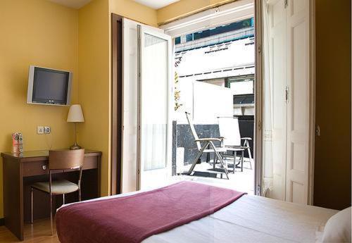 Hostal Astoria Мадрид Экстерьер фото