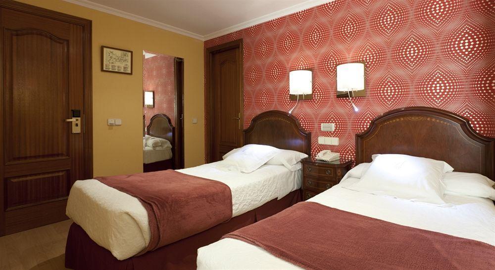 Hostal Astoria Мадрид Экстерьер фото